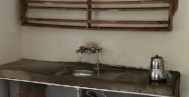 DERNEĞİMİZE BAŞVURAN ISLAHİYELİ AİLENİN GIDA GİYİM VEDE EV TADİLAT İŞLERİNİ YAPIP  EŞYALARINIDA TESLİM ETTİK.