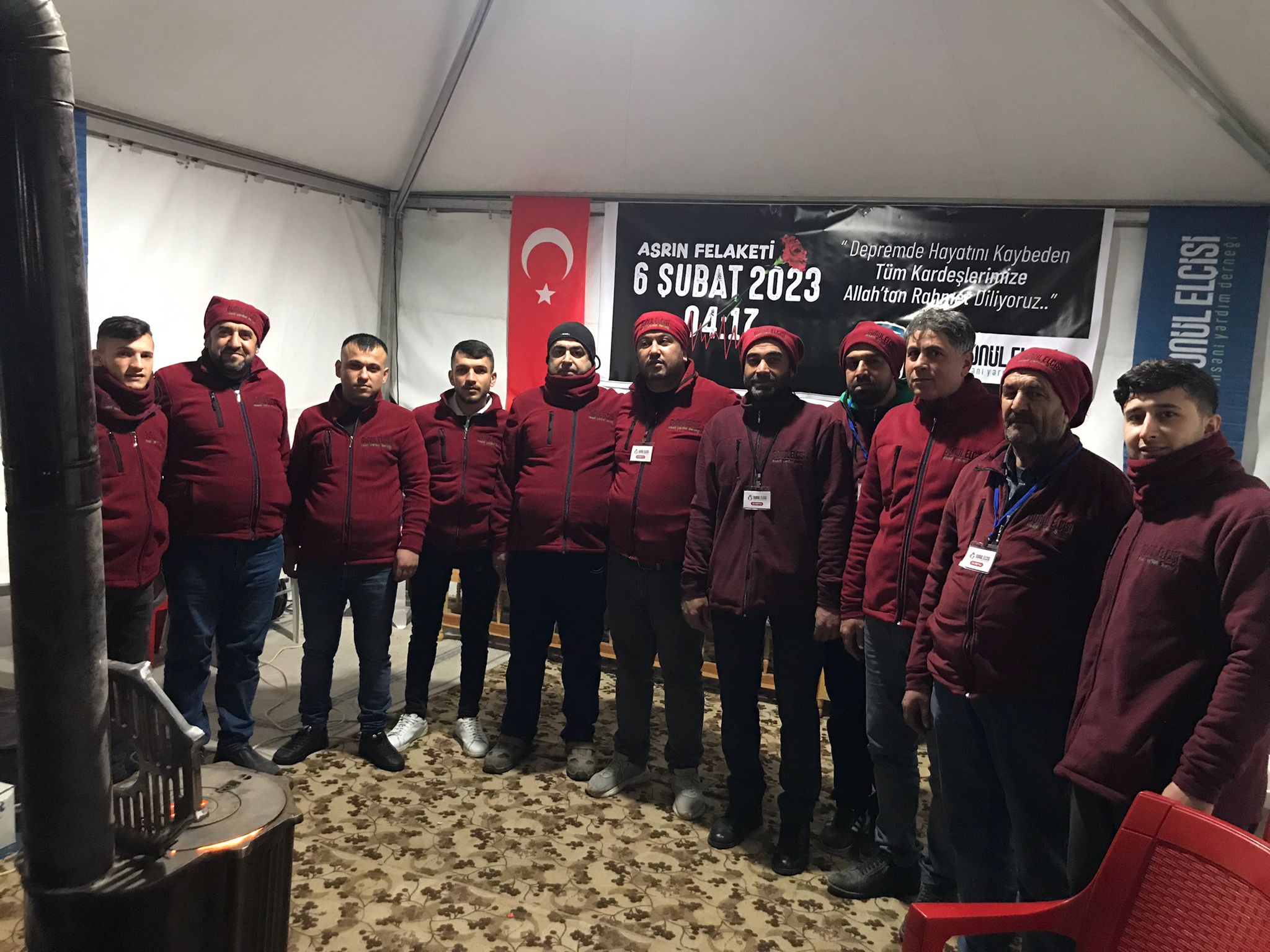 6 ŞUBAT ASRIN FELAKETİ KAHRAMANMARAŞ DEPREMİNİN 2. YILDÖNÜMÜNDE KAPIÇAM  ŞEHİTLER MEZARLIĞINDA İKRAMLARIMIZI YAPIP ÜZERİMİZE DÜŞEN VAZİFEMİZİ İFA ETTİK ELHAMDÜLİLLAH.