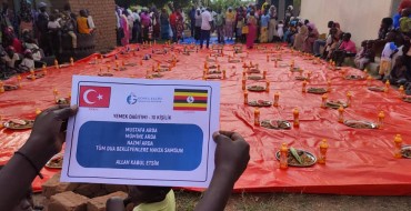 2022 REGAİP KANDİLİNDE DEV SOFRADA AFRİKA UGANDAYIDA UNUTMADIK